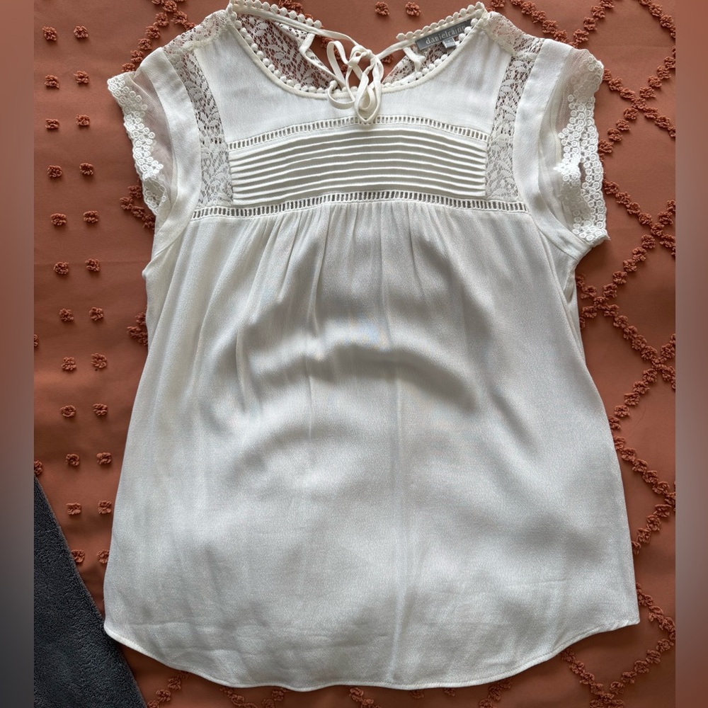 Daniel Rainn Ivory Lace Accent Blouse